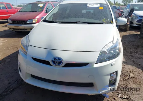 2010 Toyota Prius V z USA, uszkodzony, nr VIN JTDKN3DU9A1101557